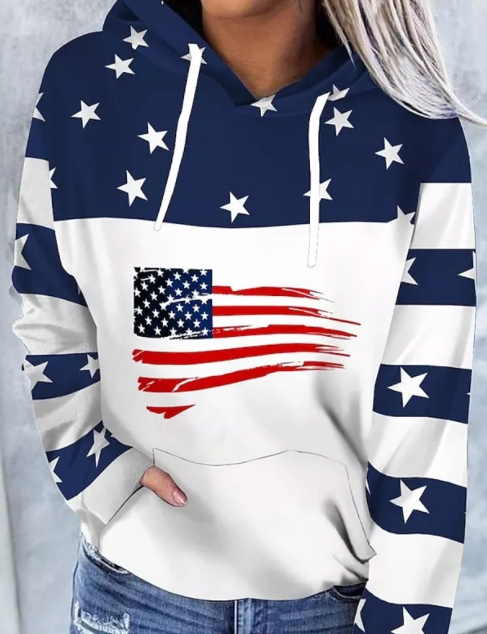 USA - The elegant and unique sweater